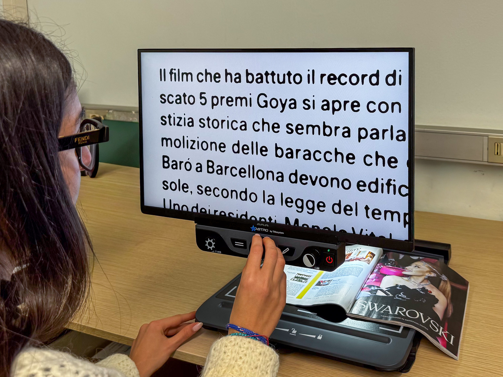 Astro 22" - Videoingranditore da tavolo